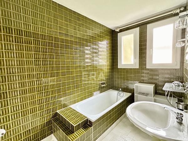 Maison Nersac 5 pièce(s) 134 m²