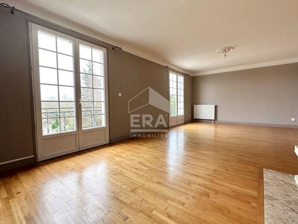 Maison Nersac 5 pièce(s) 134 m²