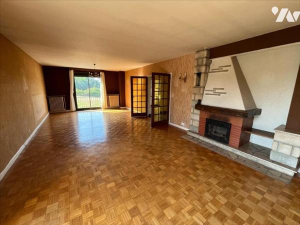 MAISON DE 175 M² sur 1 hectare de terrain avec vue imprenable