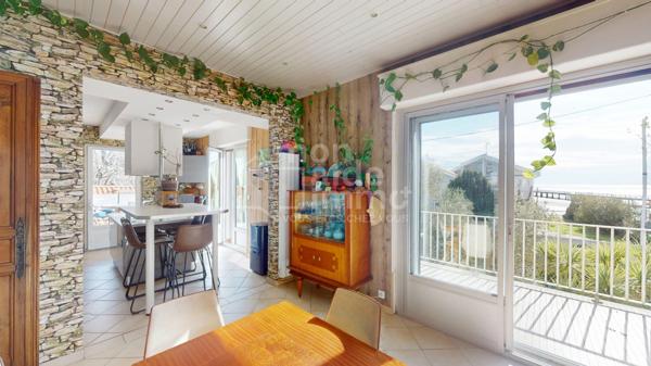 Emplacement rare et vue Exceptionnelle sur le Bassin !