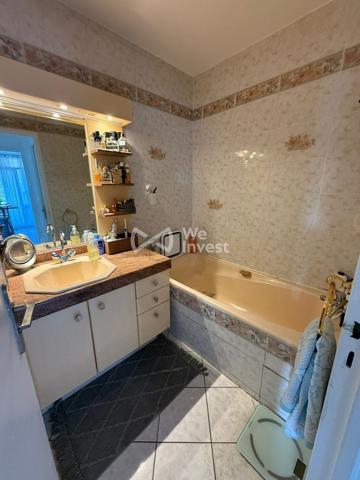 superbe appartement 3 pièces dans résidence calme d une superficie 72m2