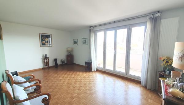 Appartement proche métro