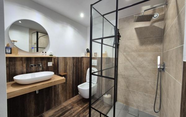 Vente Propriété Activité Gîtes et chambres d'hôtes Saint-martin-d'ardeche   