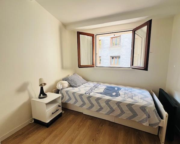 Marseille (13007) VENTE MAISON R+1 3 CHAMBRES 75 M2 COURETTE 6M2 GARAGE 22M2 AU RDC RUE DU VALLON DES AUFFES 13007 MARSEILLE
