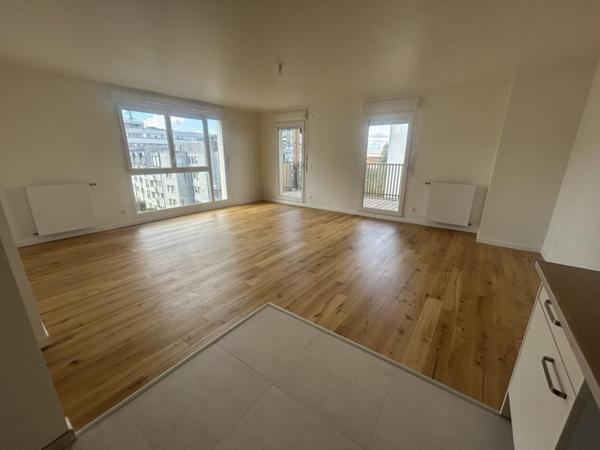 Location Appartement 5 pièces 110 m² - Pontoise 95300