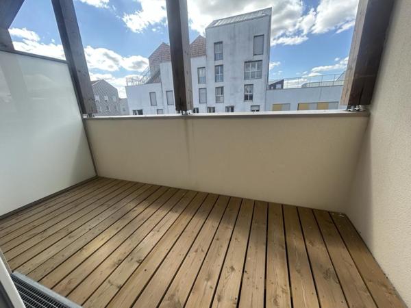 Location Appartement 5 pièces 110 m² - Pontoise 95300