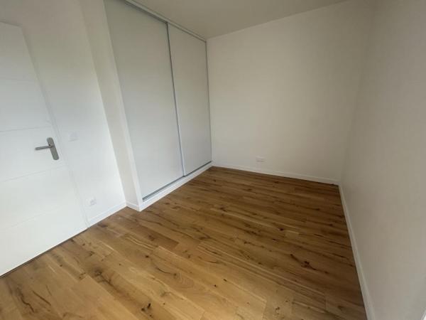Location Appartement 5 pièces 110 m² - Pontoise 95300
