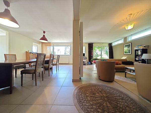 Maison à REGUINY, 56500 - 15 pièces 360m²