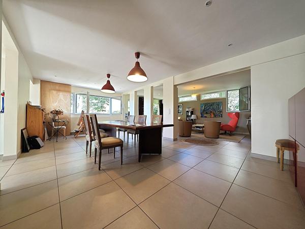 Maison à REGUINY, 56500 - 15 pièces 360m²