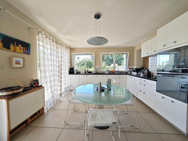 Maison à REGUINY, 56500 - 15 pièces 360m²