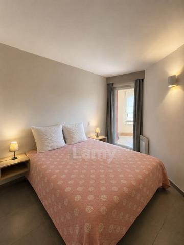 Appartement t3/t4 - loggia - garage et cave - piscines et tennis
