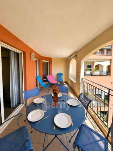Appartement t3/t4 - loggia - garage et cave - piscines et tennis