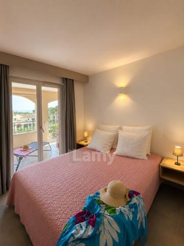 Appartement t3/t4 - loggia - garage et cave - piscines et tennis