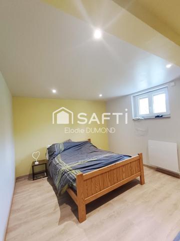 Très jolie maison individuelle d'une surface habitable de 126 m2  divisée en deux appartements sur terrain attenant