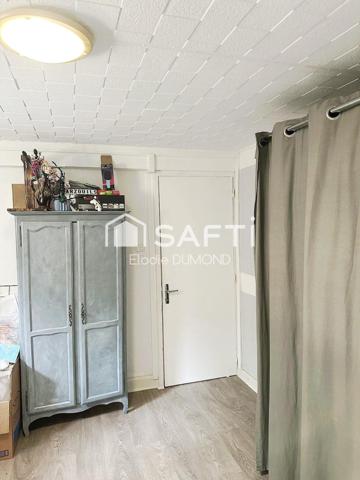 Très jolie maison individuelle d'une surface habitable de 126 m2  divisée en deux appartements sur terrain attenant