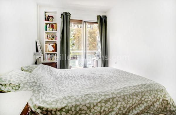 Calme et verdure pour cet appartement refait à neuf avec grand balcon