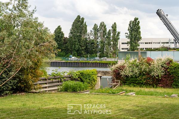 Maison d’architecte au style californien sur les bords de Seine