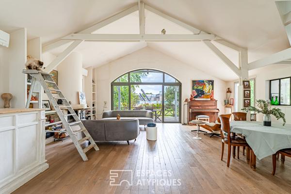 Maison d’architecte au style californien sur les bords de Seine