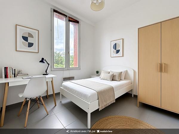 A vendre F3 de 44m2 avec 2 emplacements de parking à Le Petit Quevilly - LE PETIT QUEVILLY