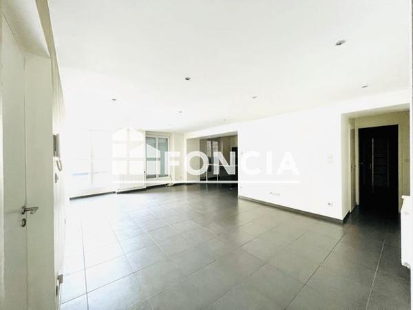 Location Appartement 4 pièces 85 m² - 76 RUE JEAN JAURES Firminy 42700