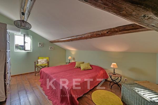 Charmante maison de vigneron avec piscine, jardin intimiste, proche Nîmes