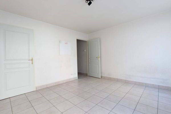 Appartement 1 pièce                                        - 44000 Nantes - SAINT FELIX Réf : 12432