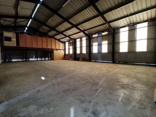 LOCAL D'ACTIVITÉ - PROCHE NARBONNE