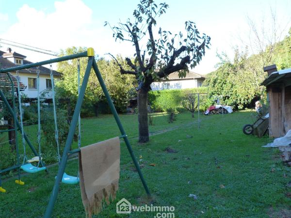 Maison 248 m² à Saint-Martin-d'Hères 38400