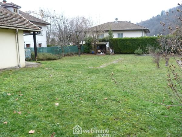 Maison 248 m² à Saint-Martin-d'Hères 38400