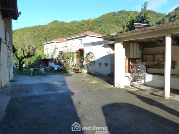 Maison 248 m² à Saint-Martin-d'Hères 38400