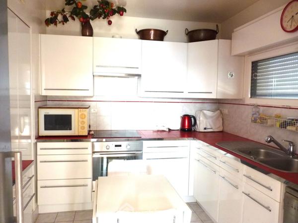 Appartement 92 m² à Issy-les-Moulineaux 92130