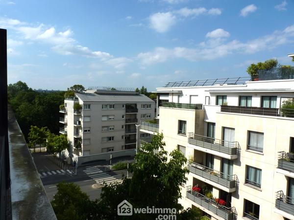 Appartement 92 m² à Issy-les-Moulineaux 92130