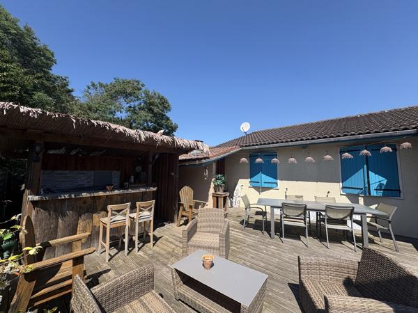 La Teste de Buch ! Maison 4 pièces + T2, parcelle de 794 m2 !