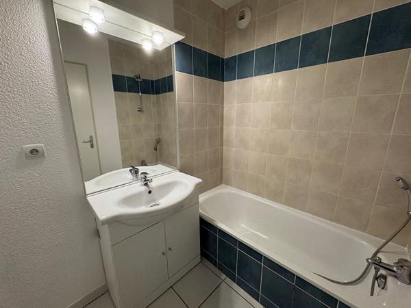 Appartement T2 de 41m² dans résidence sécurisée à l'Isle-Jourdain