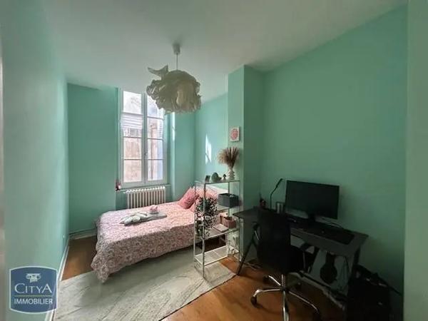 Appartement à louer 3 pièces 72m² Clermont-Ferrand (63000)