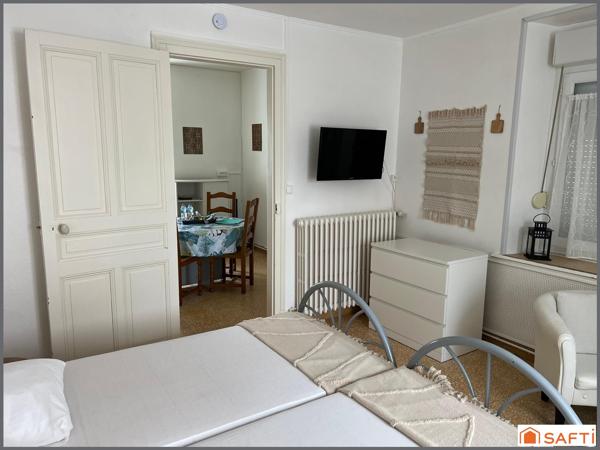 PETIT IMMEUBLE DE RAPPORT, 5 APPARTEMENTS F1 MEUBLES, LOCATION CURISTES