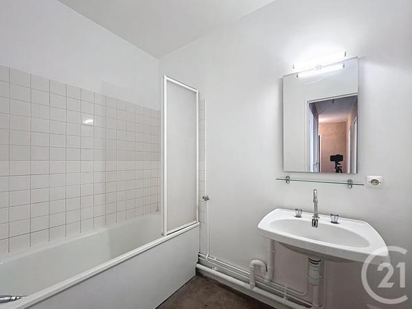 Appartement T3 à vendre  3 pièces - 66,05 m2 FLEURY LES AUBRAIS - 45