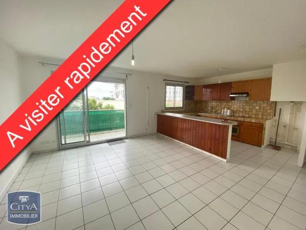 Appartement à louer 2 pièces 51.07m² Saint-Denis (97490)