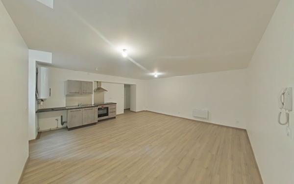 Appartement à louer    2 pièces •  Romans-sur-Isère