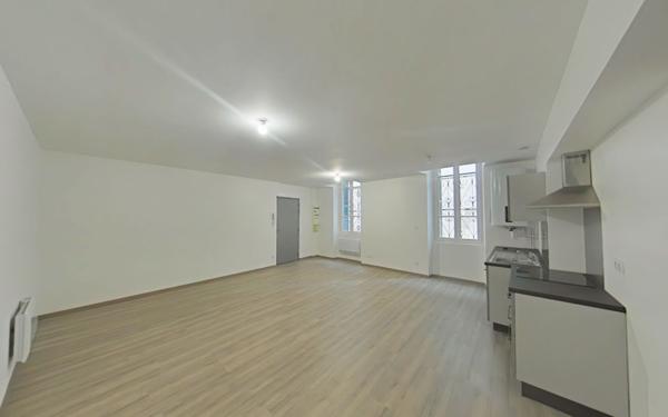 Appartement à louer    2 pièces •  Romans-sur-Isère