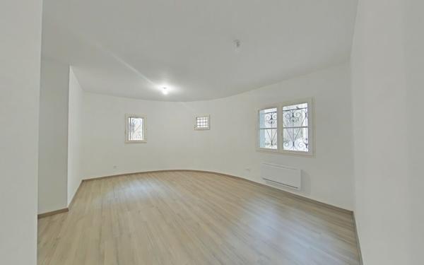 Appartement à louer    2 pièces •  Romans-sur-Isère