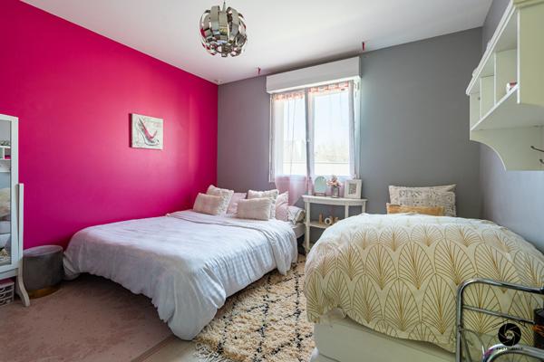 Maison de plain pied à Trélazé de 125 m² habitables avec jardin