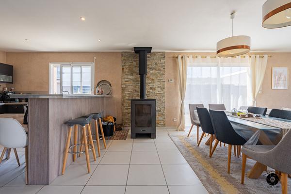 Maison de plain pied à Trélazé de 125 m² habitables avec jardin