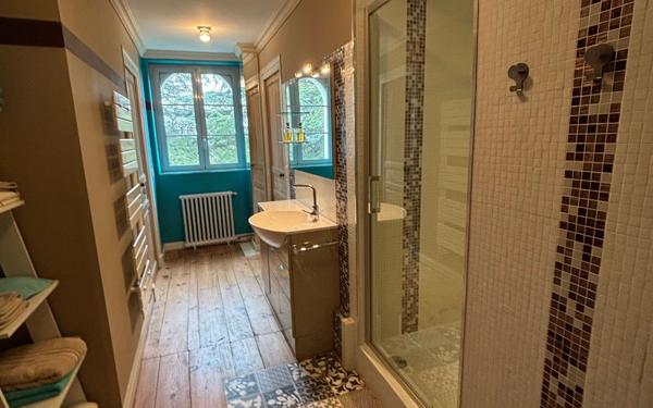 Maison à vendre    12 pièces • 411 m2 Jurançon