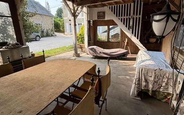 Maison à vendre    12 pièces • 411 m2 Jurançon