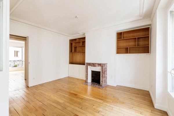 Appartement Paris 18e - VILLAGE RAMEY / MULLER