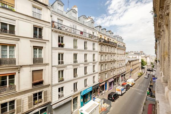 Appartement Paris 18e - VILLAGE RAMEY / MULLER