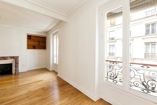 Appartement Paris 18e - VILLAGE RAMEY / MULLER