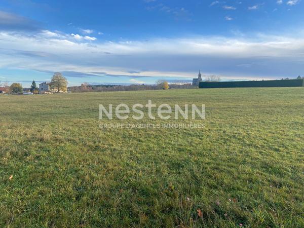 Exclusivité grand terrain plat d'environ 10 000 m2 secteur Lapte