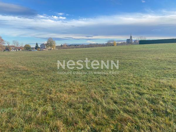 Exclusivité grand terrain plat d'environ 10 000 m2 secteur Lapte